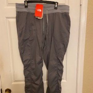 BNWT The North Face Aphrodite 2.0 Pant (Asphalt Grey)